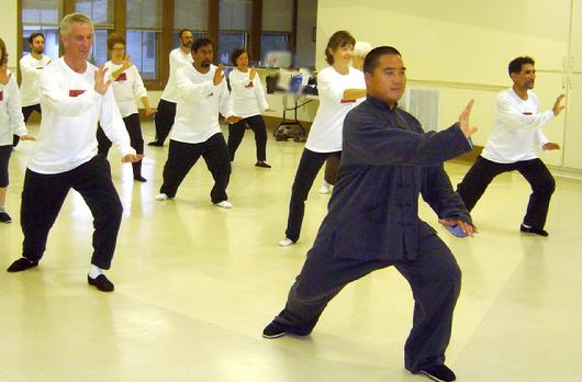 Chen Wei Tung with T�ai Chi Ch�uan students at Texas Workshop 2008