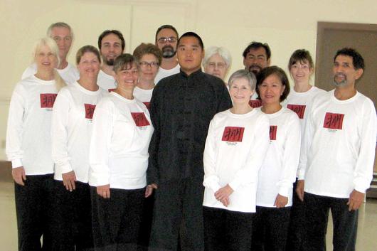 Chen Wei Tung with T�ai Chi Ch�uan students at Texas Workshop 2008
